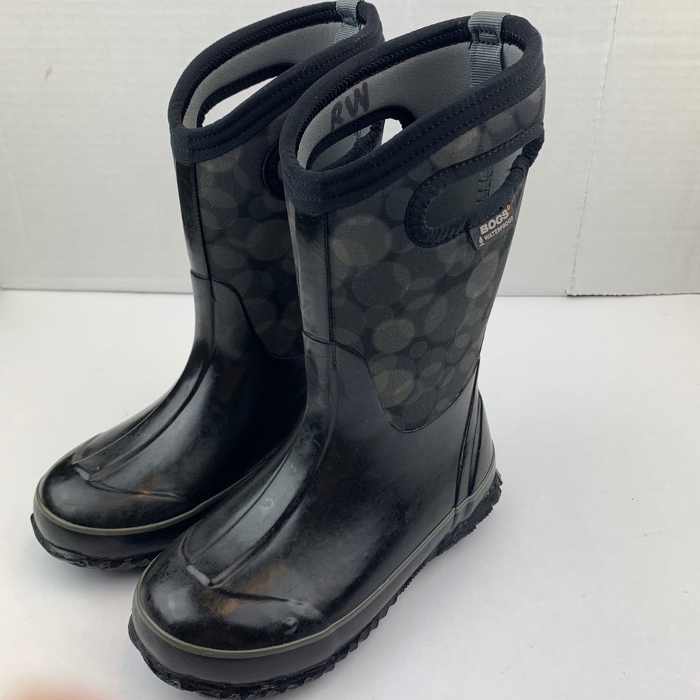 BOGS Youth size US 1 Euro 31 Classic Rain Boots